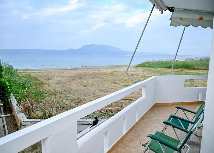 Blue Waves * Káto Ássos